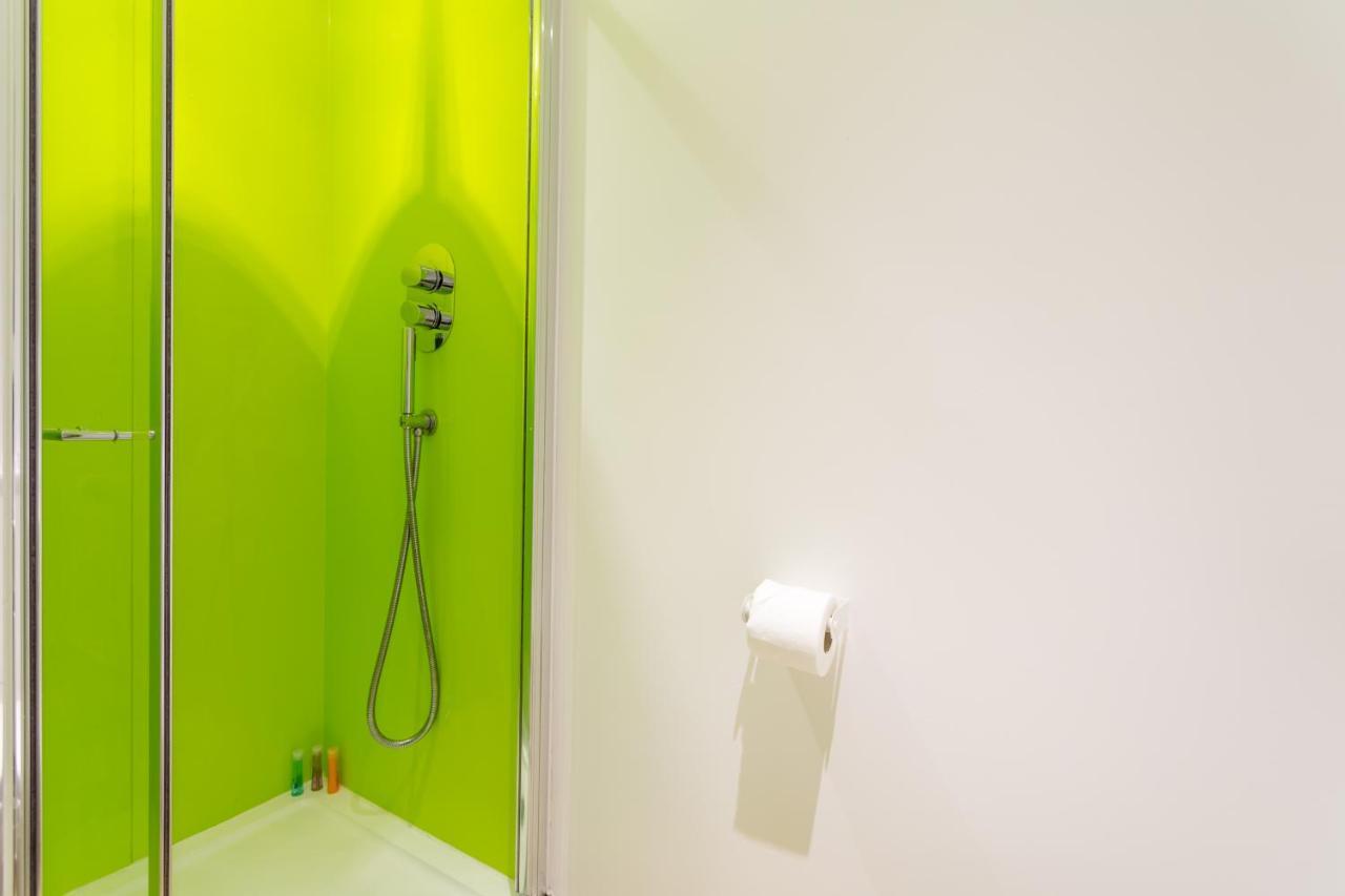 Park Lane Aparthotel By Urban Space Cardiff Extérieur photo